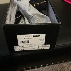 Black fringe thing sandal